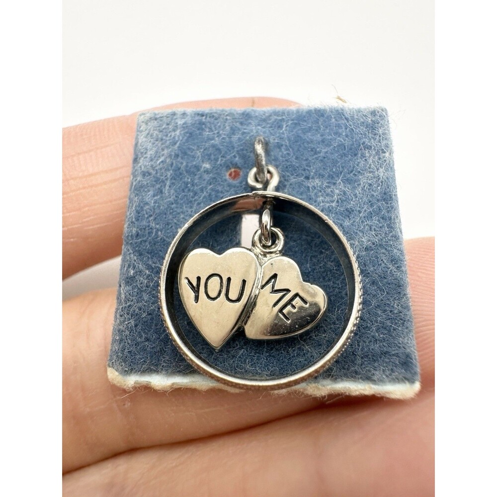 VINTAGE STERLING SILVER CHARM 2 DANGLING HEARTS YOU & ME EMBOSSED WEDDING RING